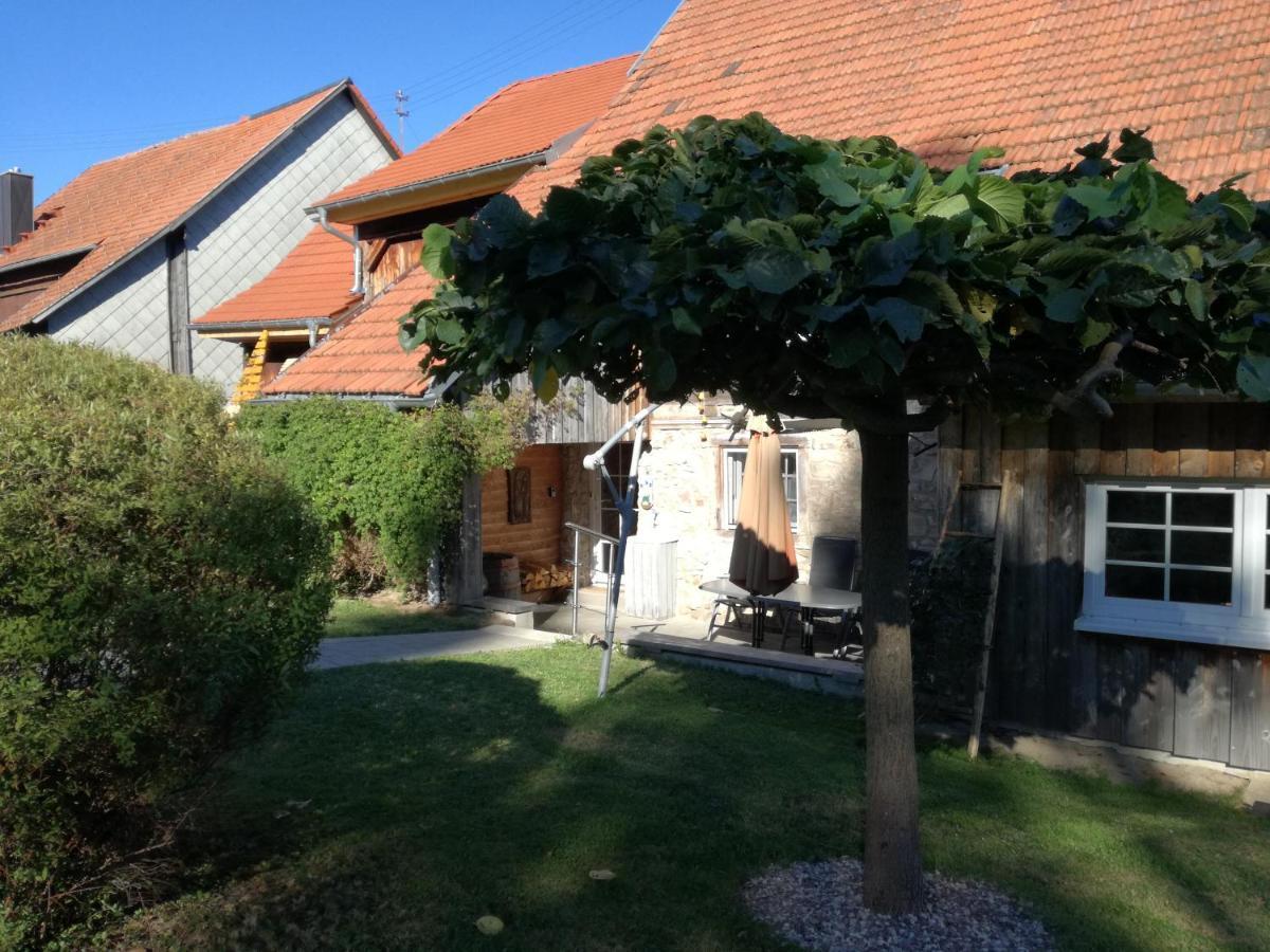 Familien Ferienwohnung Linder 그라펜하우젠 외부 사진